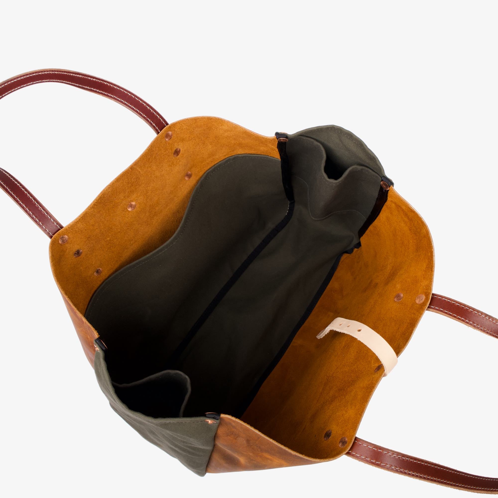 Moon mountain tote by sonoma county leather open interior