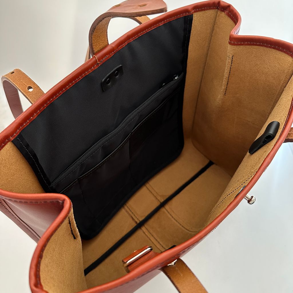 Sonoma tote in tahoe whiskey by sonoma county leather open interior