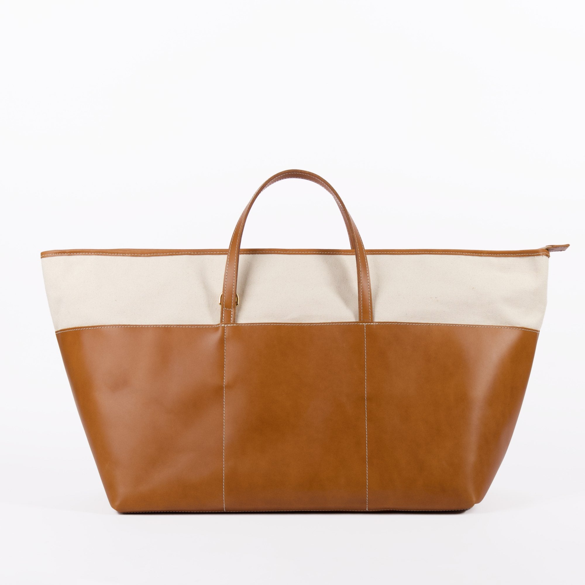 Tuscany weekender bag in natural canyon by sonoma county leather front