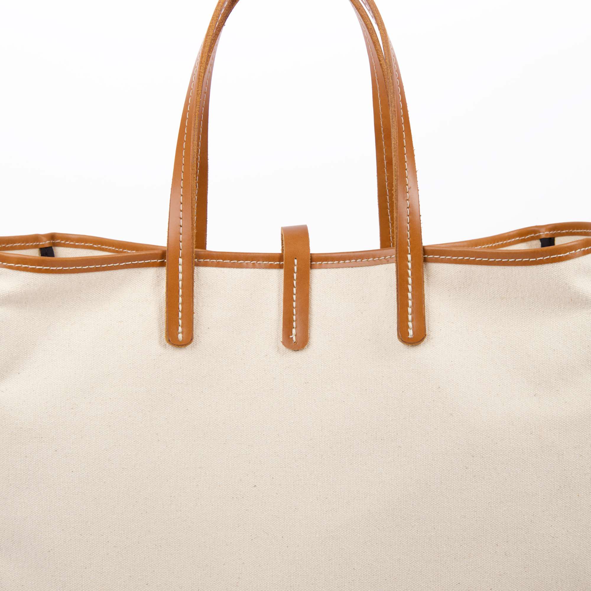 Day and night tote in natural canyon by sonoma county leather back close-up